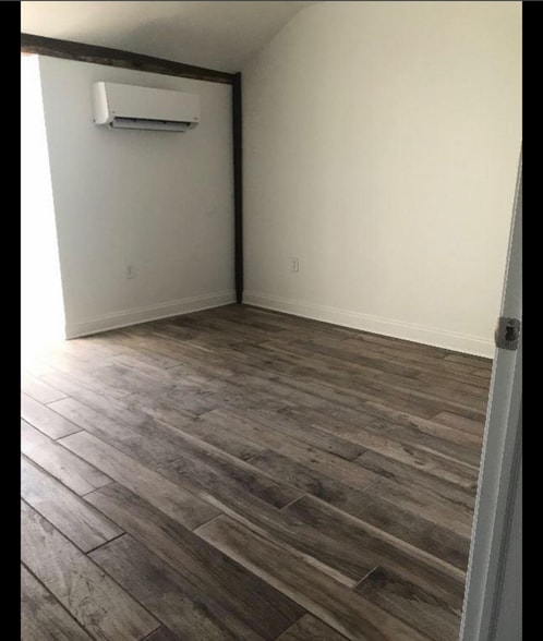 Building Photo - 2282 New Holland Pike