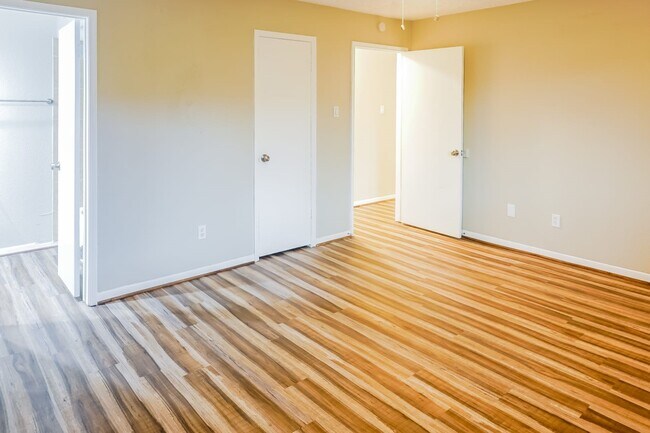 Building Photo - 22831 Capitol Landing Ln