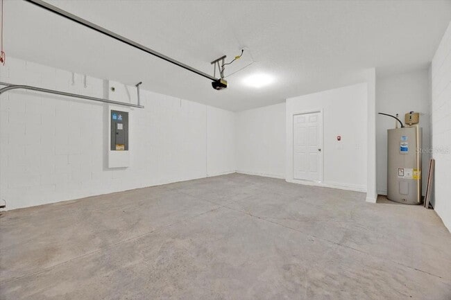 Building Photo - 16475 Happy Eagle Dr