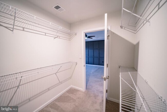 Building Photo - 9816 Cedarmass Cir