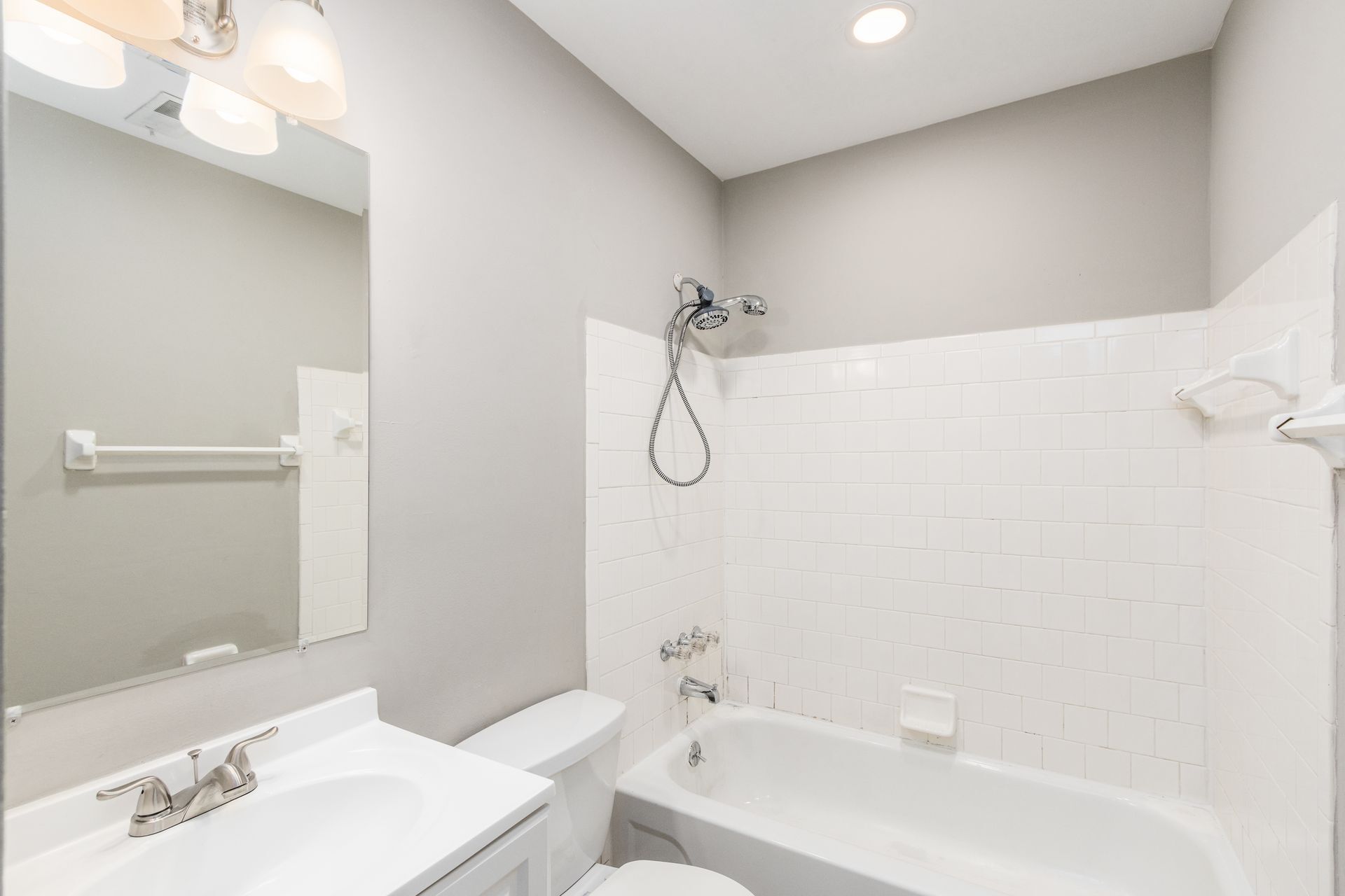 Building Photo - 3115 Francinelane Dr