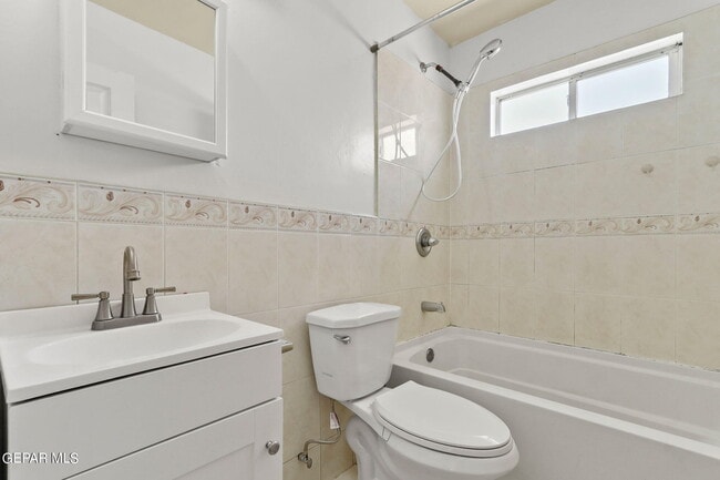 Building Photo - 7707 Parral Dr
