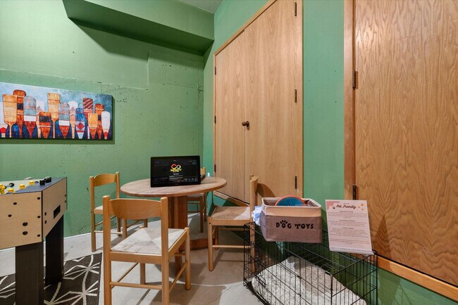 Building Photo - 70335 Sword Fern