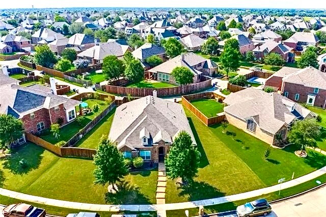 Building Photo - 1734 Boxwood Ln