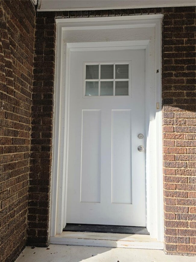 Building Photo - 1725 NW 18th St