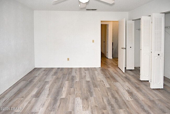 Building Photo - 2850 Ocean Shore Blvd