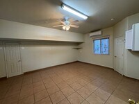 Building Photo - 4Bdm 2.5Ba with a Den/extra bedroom, close to I-10, Available Now!