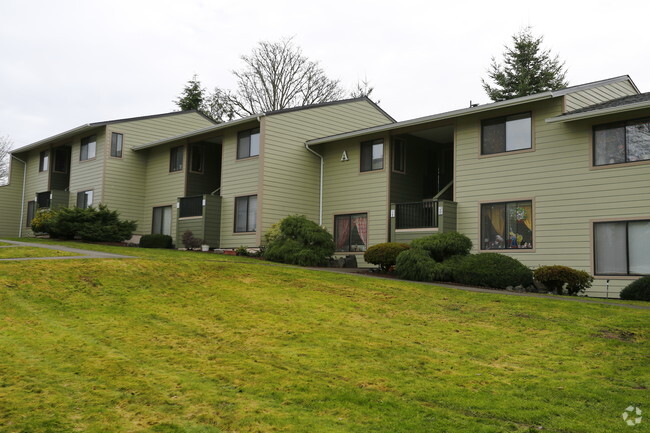 Building Photo - Tamarack Apartments