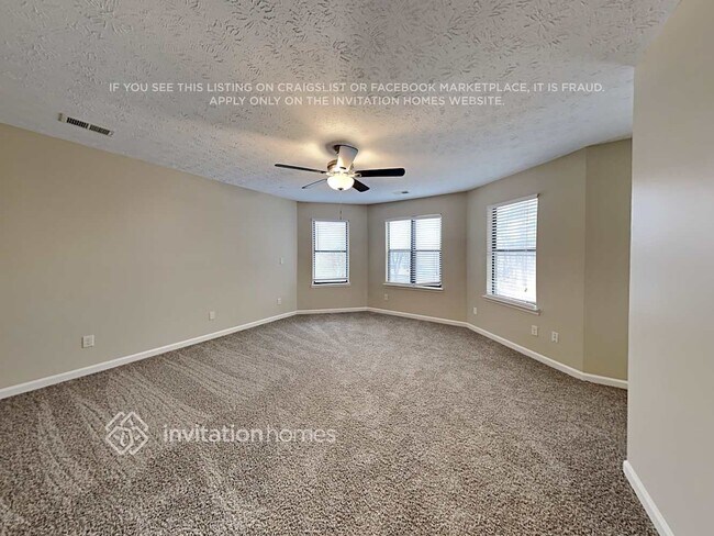 Building Photo - 3364 Dearwood Dr SW