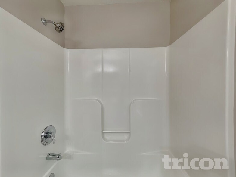 Building Photo - 4158 Ringtail Ct SE