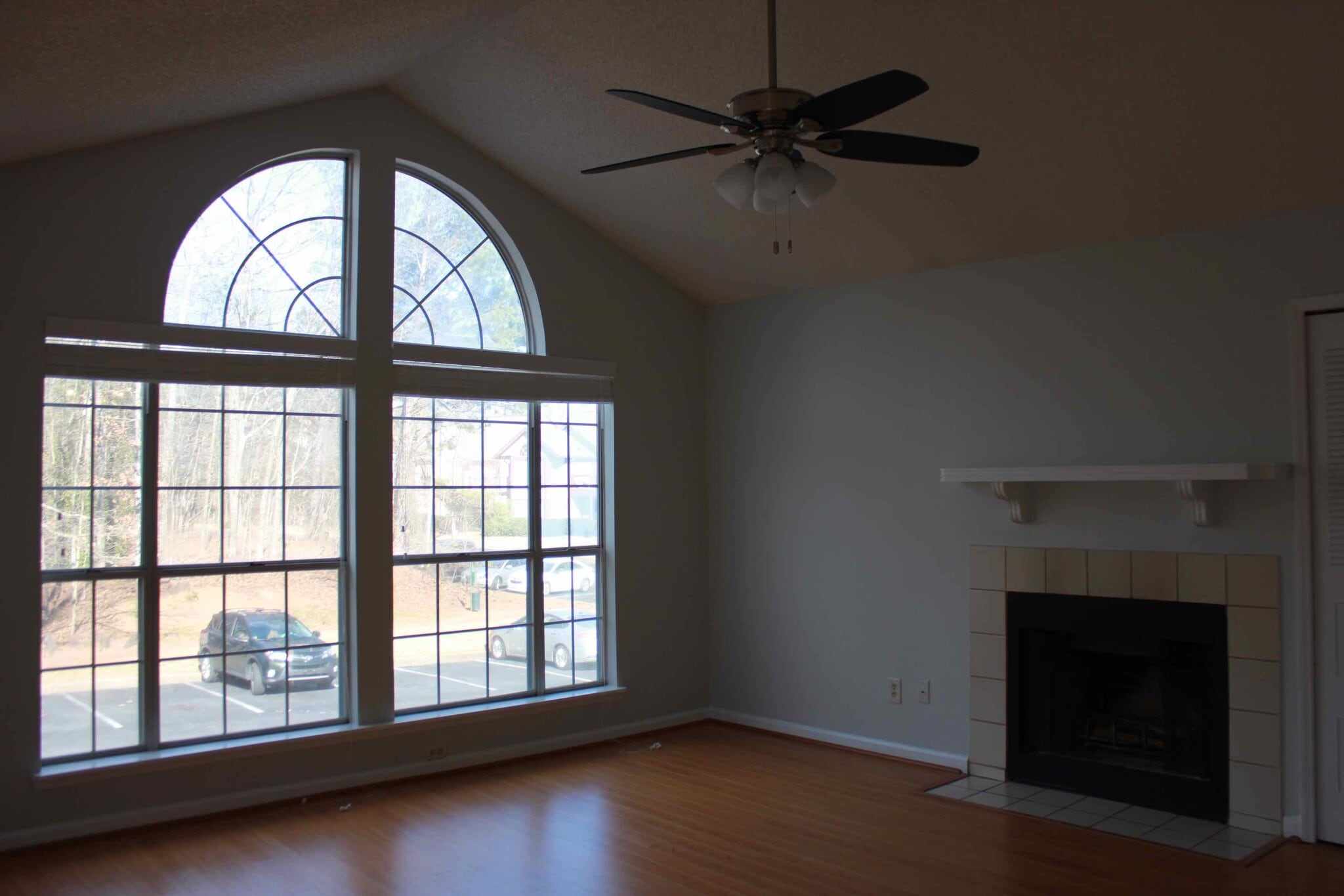 Building Photo - 1307 Red Deer Way