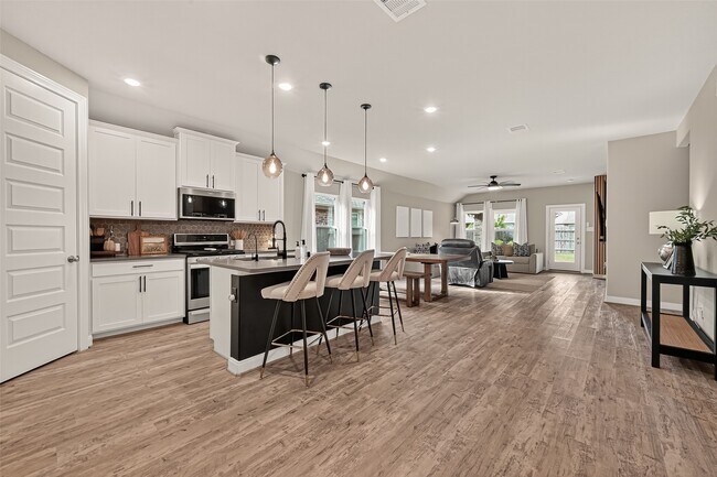 Building Photo - 20223 Sagebrush Hollow Dr