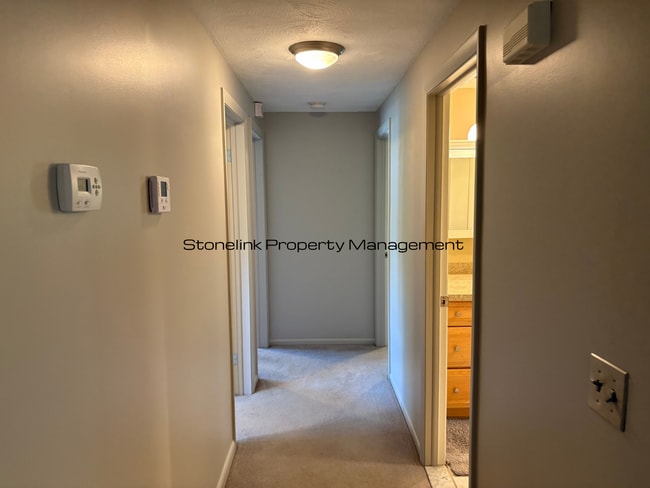 Building Photo - Beautiful Single Family Home For Rent in W...