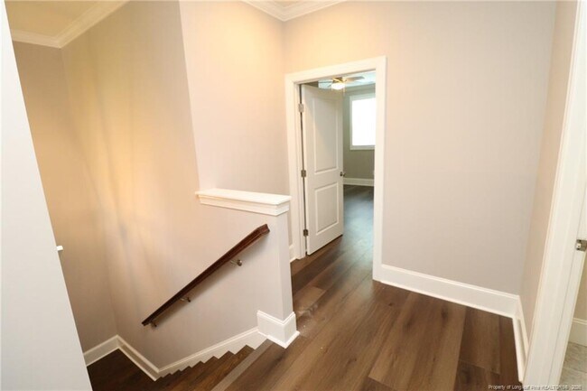 Building Photo - 2824 Plumfield Pl