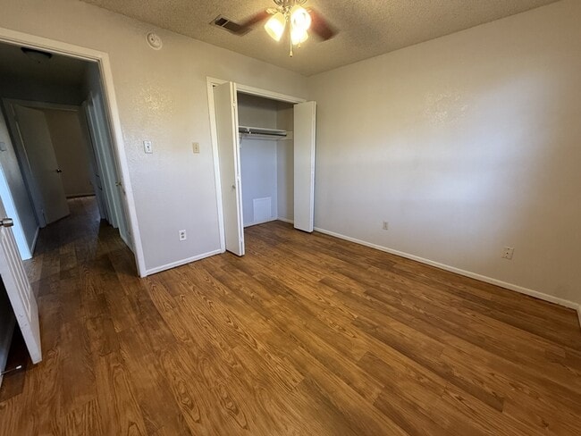 Building Photo - 2105 S Loop 289