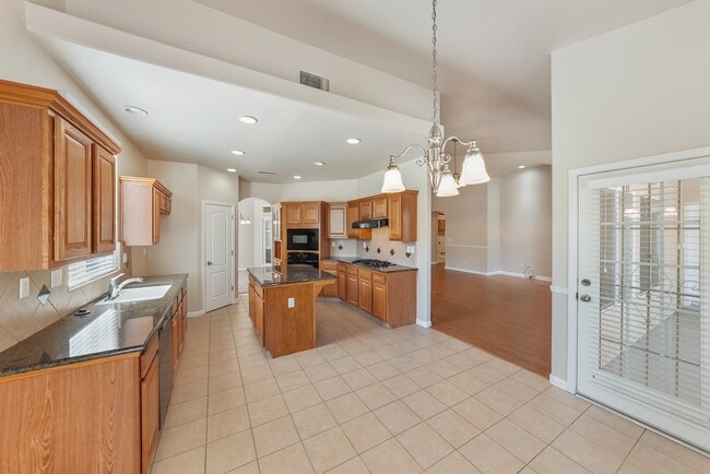 Building Photo - 1022 Prosperity Dr