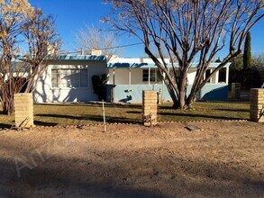 Building Photo - 2435 Emerson Ave