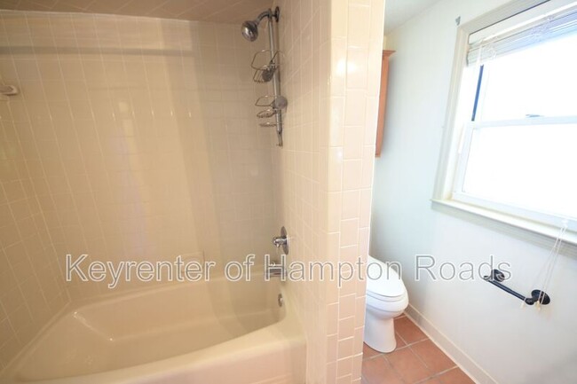 Building Photo - 8356 Cape View Ct