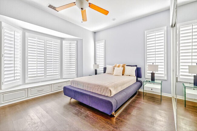 Building Photo - 5 Curie Ct