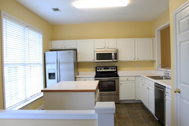 Building Photo - 601 Old Hickory Blvd