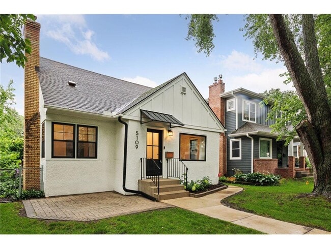 Building Photo - 5109 Abbott Ave S