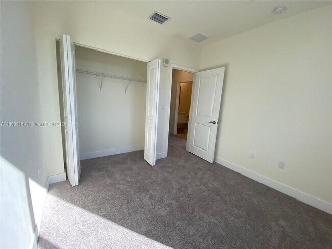Building Photo - 10250 NW 66th St