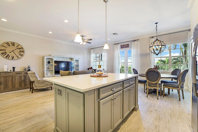 Building Photo - 140 Ocean Breeze Dr