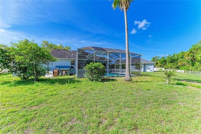 Building Photo - 4805 76th Ct E