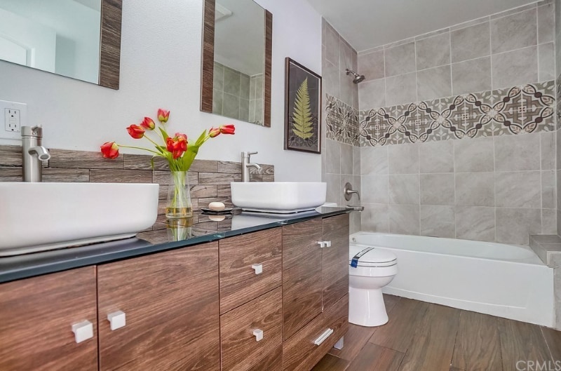 Building Photo - 25826 Hillworth Ave