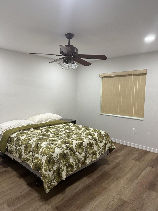 Building Photo - For Rent. Timber Pines 2 Bedroom, 2 Bathro...