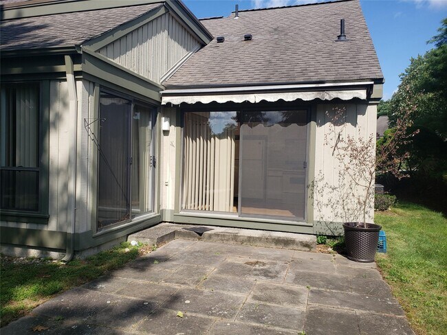 Building Photo - 512 Heritage Hills