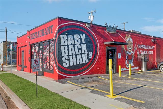 Building Photo - 2016 S Ervay St