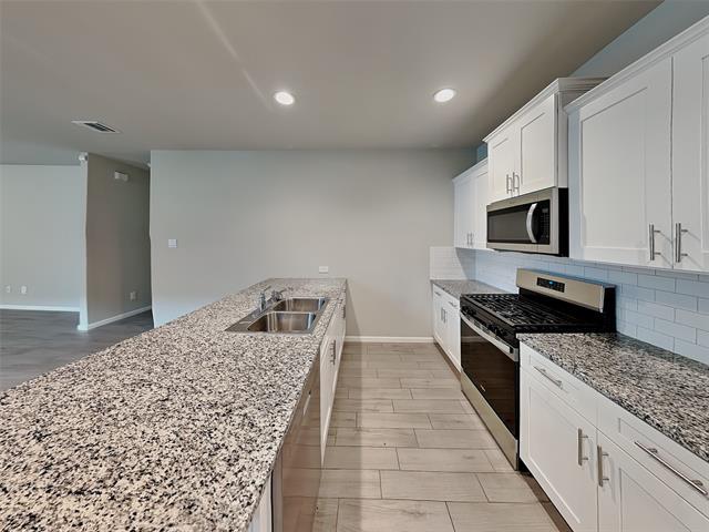Building Photo - 6721 Lake Overlook Dr