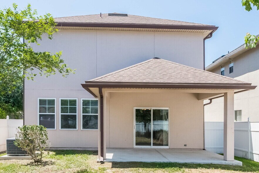 Building Photo - 6177 Casterbridge Rd