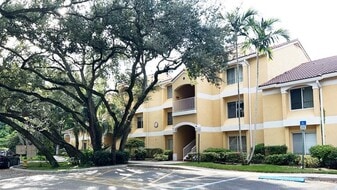 End Unit - 2350 NW 27th St