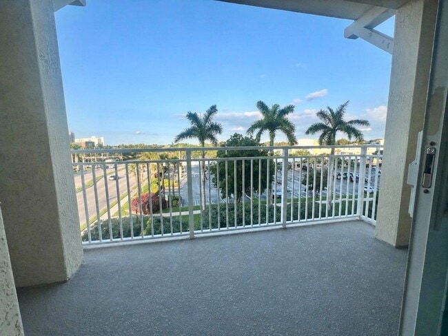 Building Photo - 7266 SW 88th St