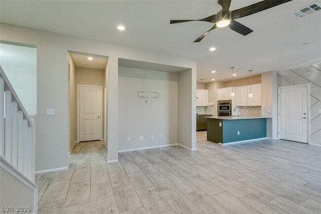 Building Photo - 3148 Bivona Walk