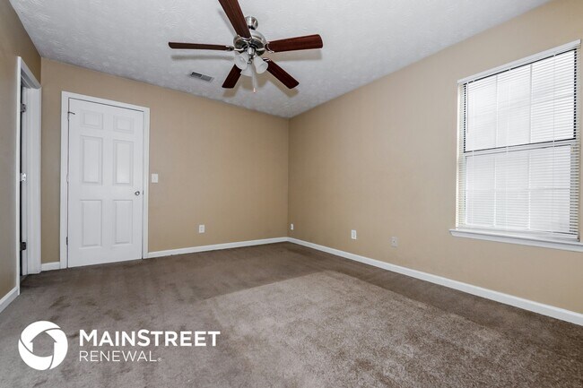 Building Photo - 3154 Chippewa Dr