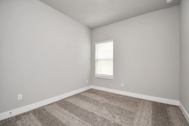 Building Photo - Welcome to the Elm — Single-Level Charm, Modern Style.