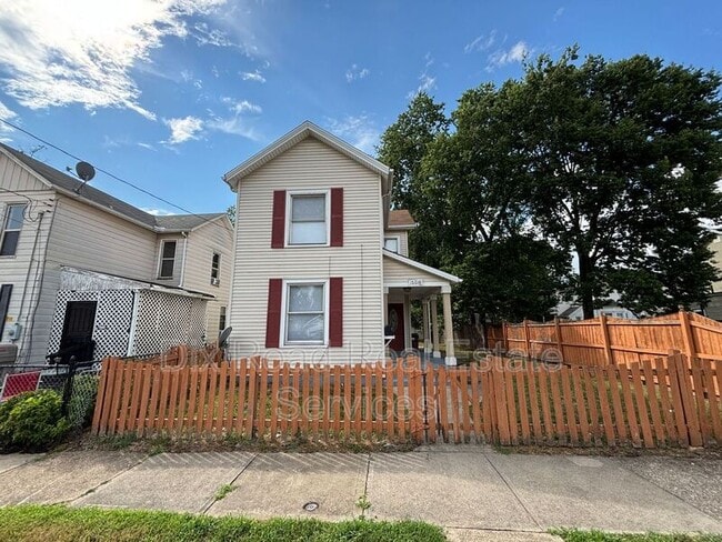 Primary Photo - 508 Lincoln St