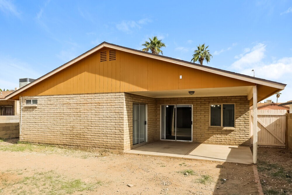 Building Photo - 4124 N 106th Ave