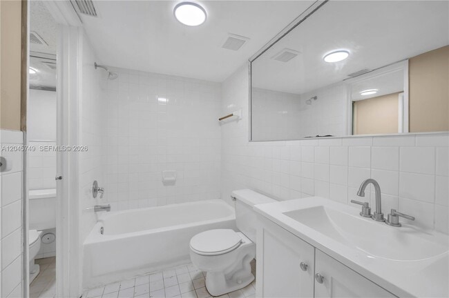 Building Photo - 6041 W 24th Ave
