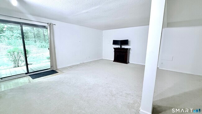 Building Photo - 507 Mill Pond Dr