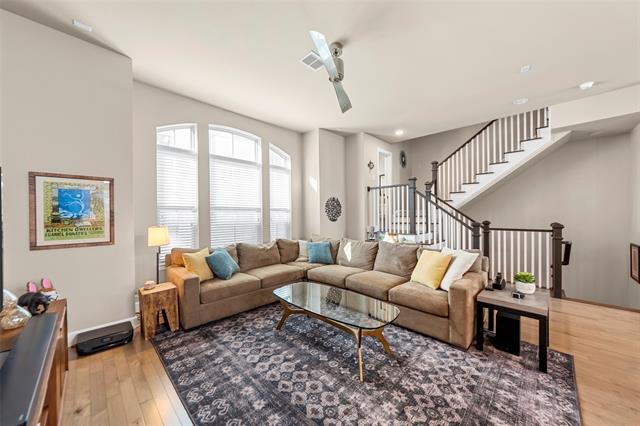 Building Photo - 762 Lacey Oaks Pl