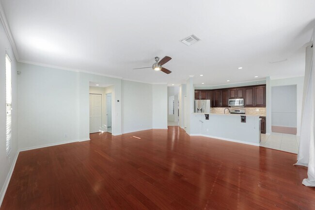 Building Photo - 9250 Estero River Cir