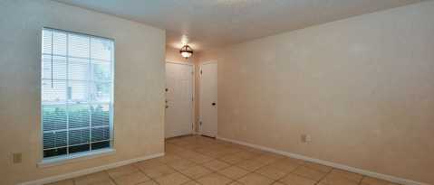 Building Photo - 1503 Barcelona Way Dr