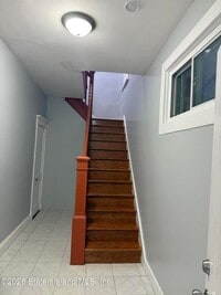 Building Photo - 335 Clifton Ave