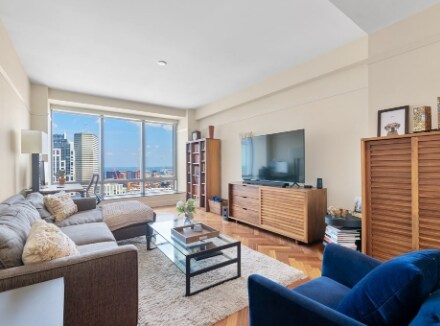 Building Photo - 4 Avery St