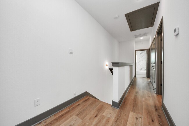 Building Photo - 7925 Ritz St