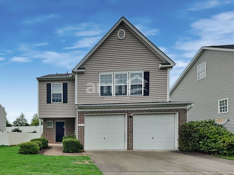 Primary Photo - 501 Timber Meadow Lake Dr